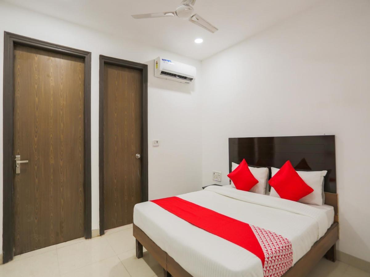 Oyo 74279 Prime Inn Rohini Delhi  Exterior foto